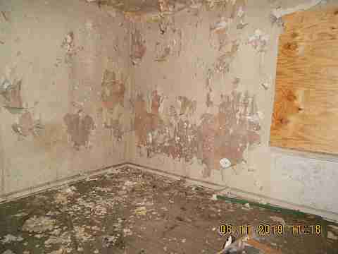 19310 St Aubin (24)_m.jpg